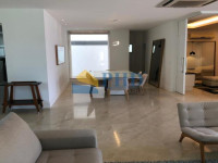 Casa 5 Quartos 322m² 