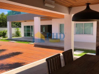 Casa 5 Quartos 322m² 