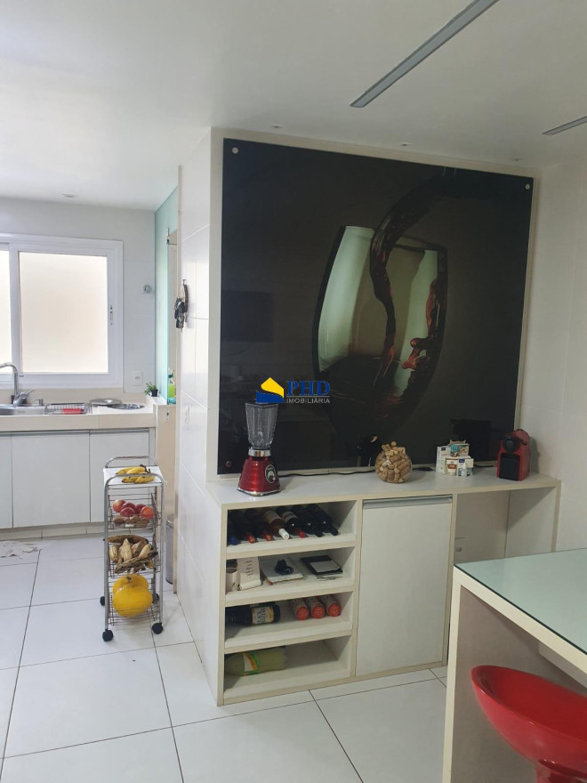 Apartamento 3 Quartos 174m² 