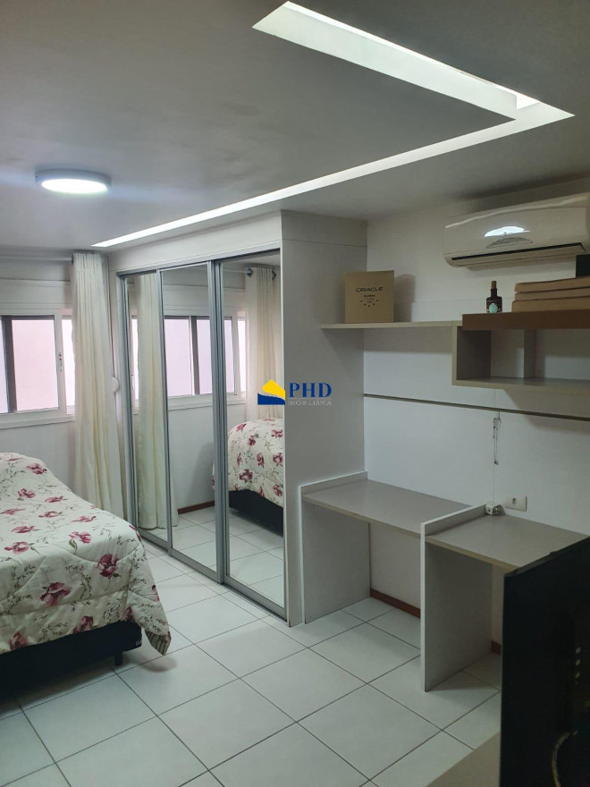 Apartamento 3 Quartos 174m² 